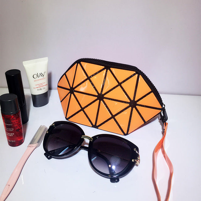 2018 New Handbags Folding Messenger Bag Women Make Up Bag Laser Diamond Bags Geometry Envelope Clutch Phone Small Bag
